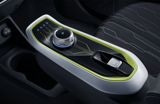 “豪横”到底是什么梗?看奔奔E-Star给出标准答案!