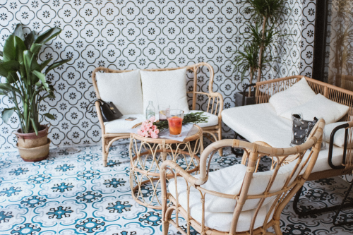 吴川首间异域风情民宿—【阅川俞居】