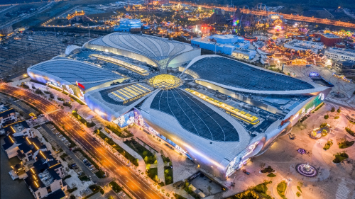 烟花钻戒气球雨，我们去无锡融创文旅城约会吧！