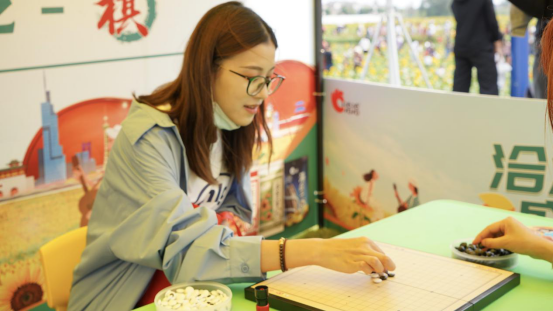 万亩葵花齐绽放,洽洽葵园再启航