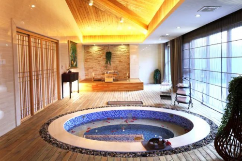 店庆特惠,免费试住 | 这个冬天的温泉,我们“承包”了!店