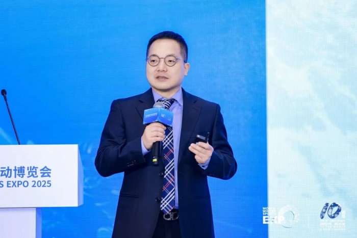 荟萃冰雪装备智者,共探产业创新路径 | 2025冬博会冰雪装备产业创新发展论坛圆满举办